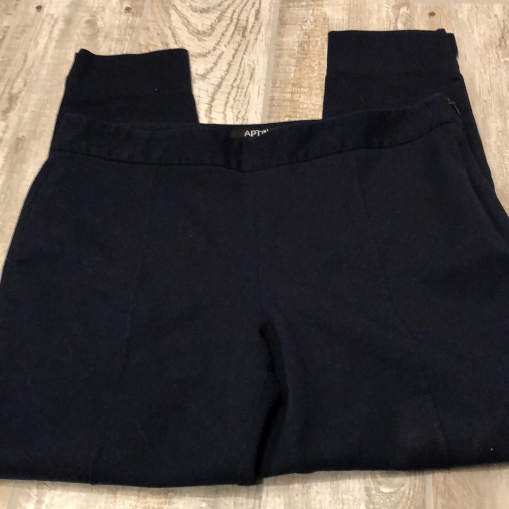 3/$15 Apt 9 modern fit navy blue ankle pants size 10